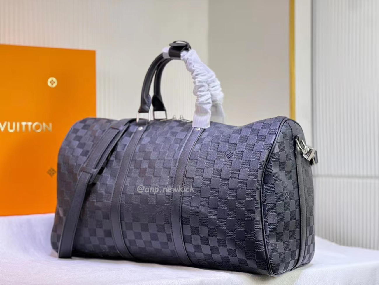 Louis Vuitton Keepall Bandouliere Monogram 50 Navy Duffel Bag (44) - newkick.app